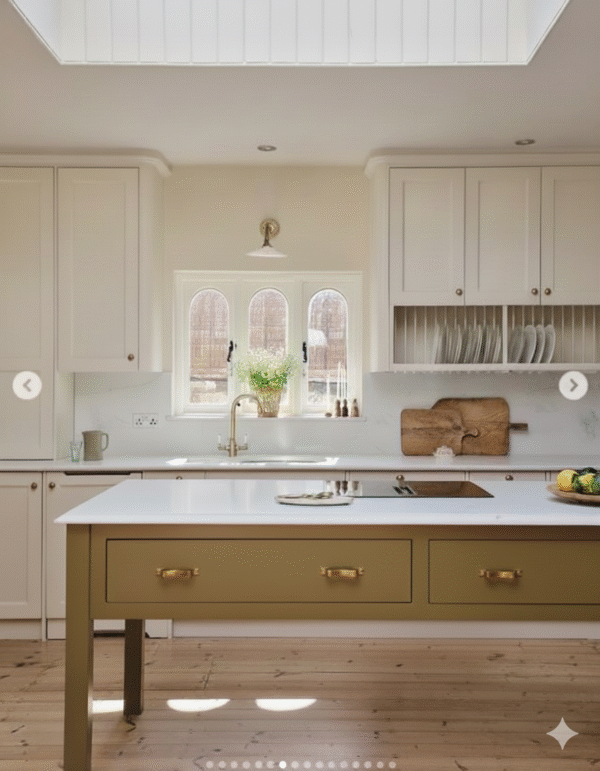 Kitchen Island - Image 2